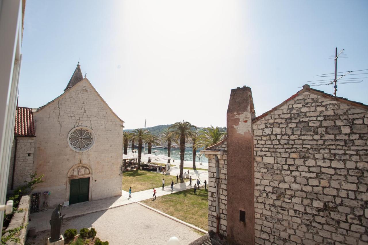 Apartments Ivomar Trogir Luaran gambar